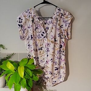 Floral top from Stitch Fix. EUC.